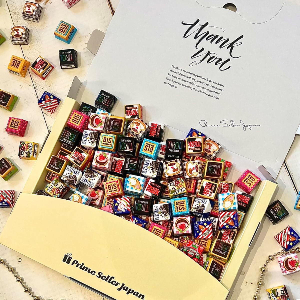 チロルチョコ  ギフト・プチギフト・プレゼント用（バラエティ100個・詰め合わせ・アソート・大容量／バレンタイン・ホワイトデー・ハロウィン・クリスマス）