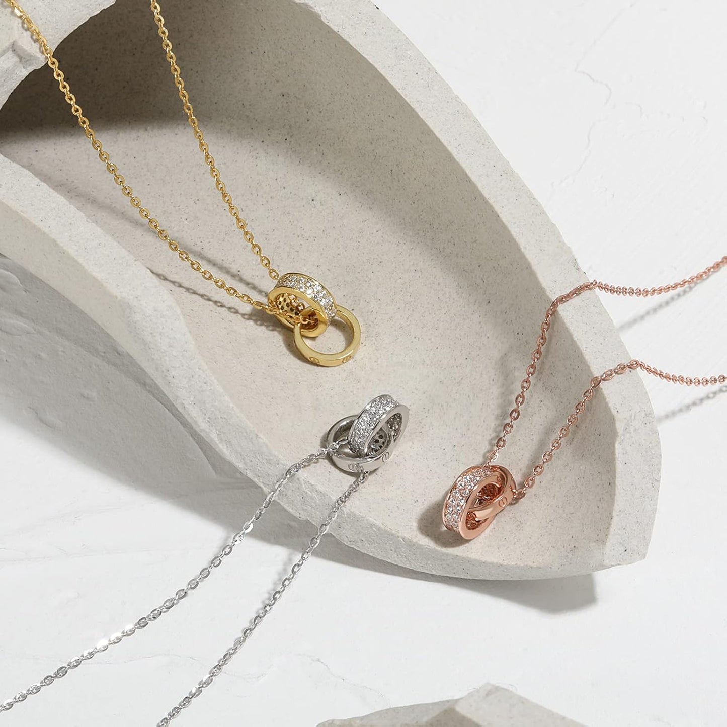 [Pasurohu] ネックレス レディース K18 18金コーティング シルバー925 最高級キュービックジルコニア ペンダント ダブルリング 人気 華奢 ローズゴールド ゴールド プラチナ アジャスター付き 金属アレルギー対応 本物ジュエリー