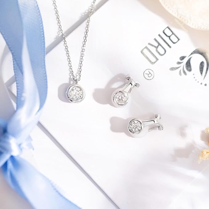 [Free bird] ネックレス レディース ピアス セット 「バラのキッス」 最高級 ジルコニア シルバー ペンダント 金属アレルギー対応 アクセサリー 一粒ジュエリー 誕生日 記念日 母の日のプレゼント